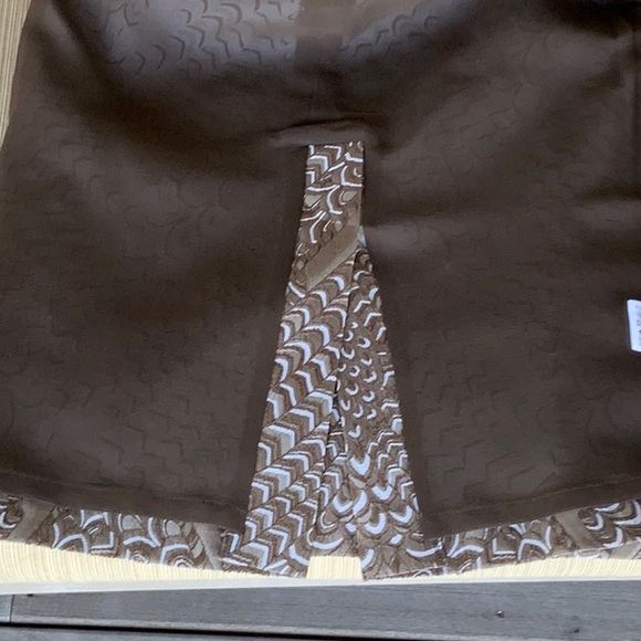 Escada elegant jacket and skirt set - Picture 6 of 13